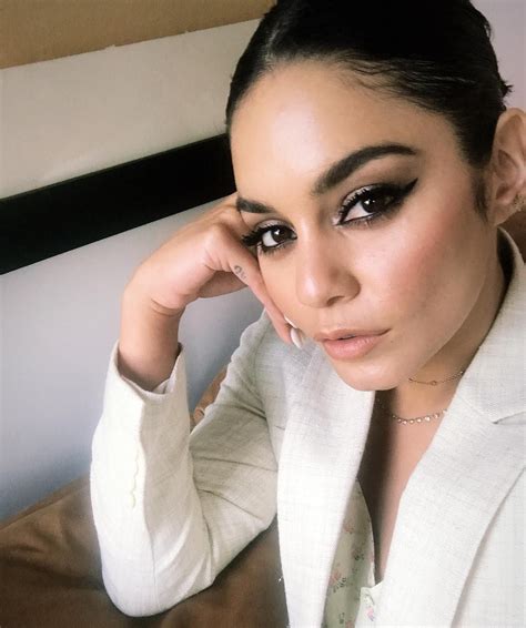 vanessa hudgens hot pics|Vanessa Hudgens (@vanessahudgens) • Instagram photos and。